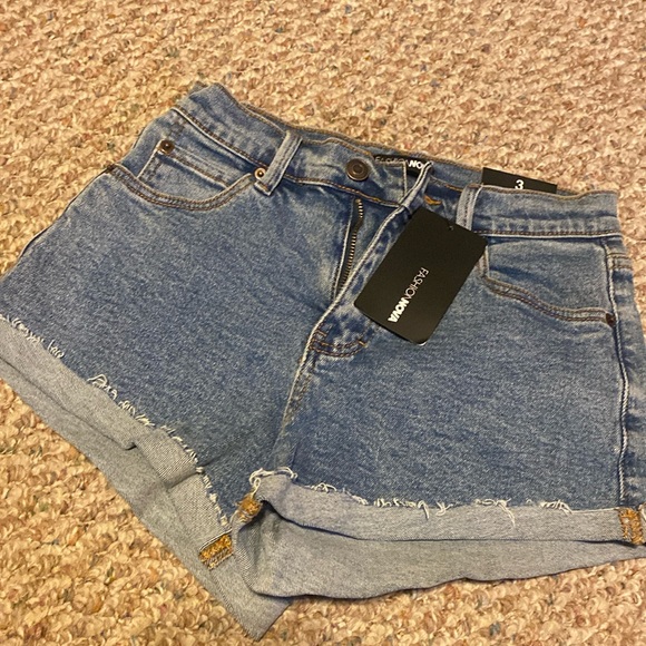 Blue jean shorts - Picture 1 of 3